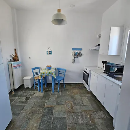 Appartement Blue And White View Sarakíniko