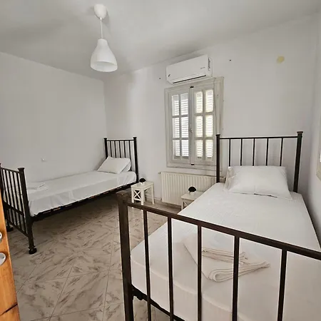 Blue And White View Appartement