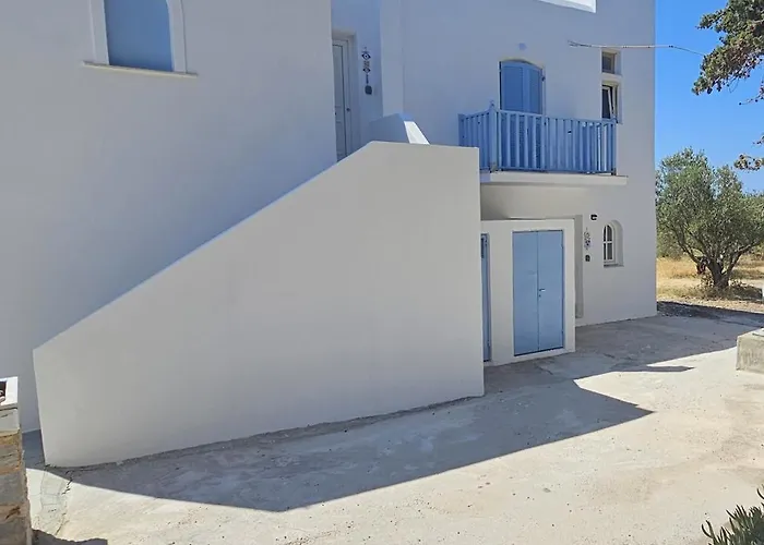 Blue And White View * Sarakiniko (Paros)