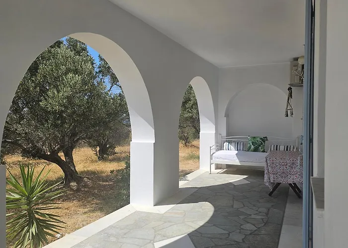 Апартаменты Blue And White View *